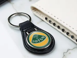 Lotus Pochette Cuir Premium Robuste Finition Brillante